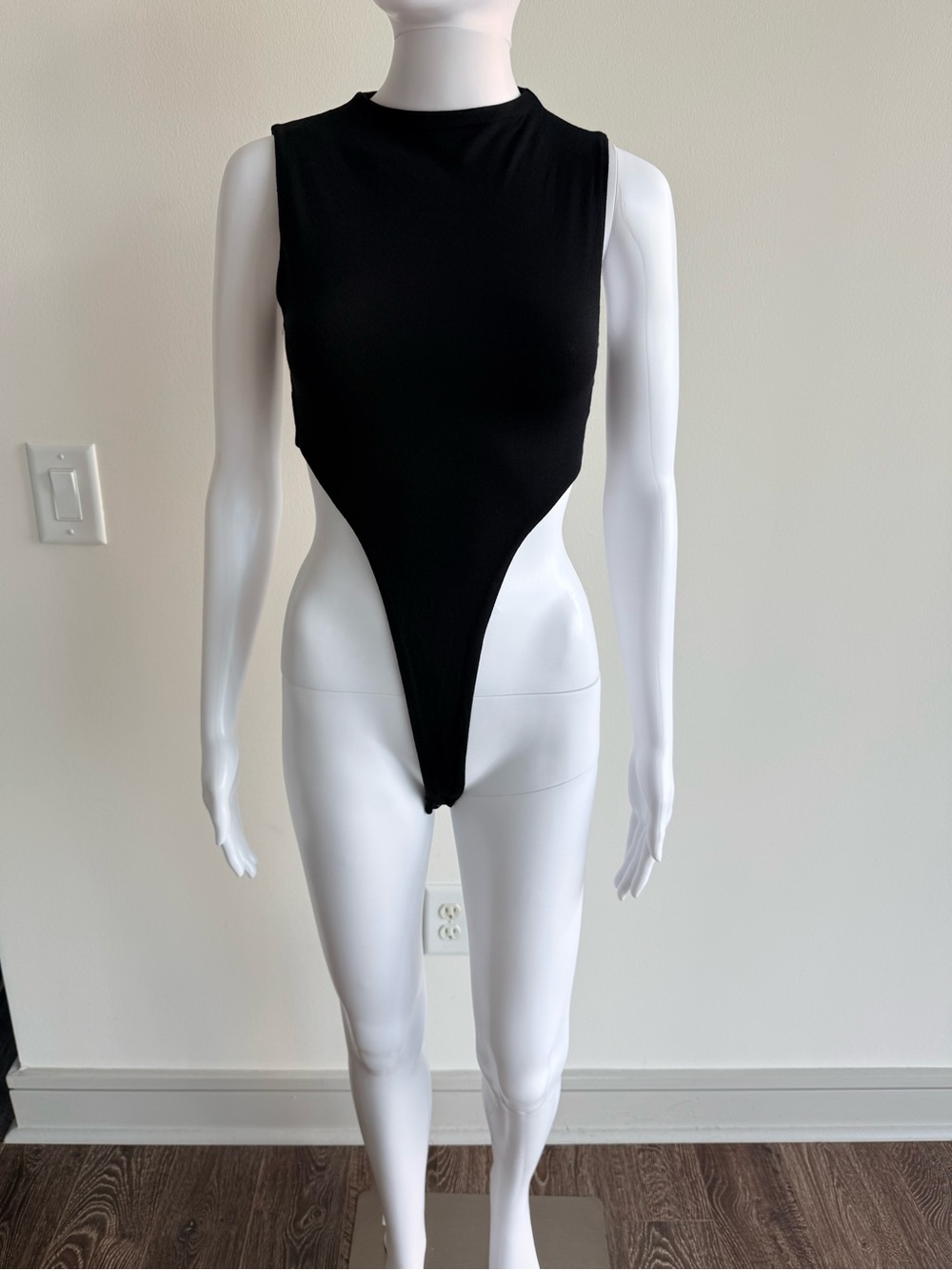 naked wardrobe Black High-cut Sleeveless Bodysuit - Picture 4 of 9